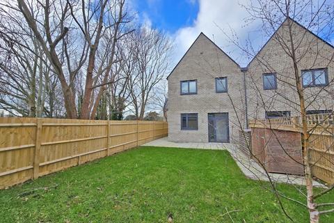 3 bedroom end of terrace house for sale, Pipit Mews, Southwick BN42