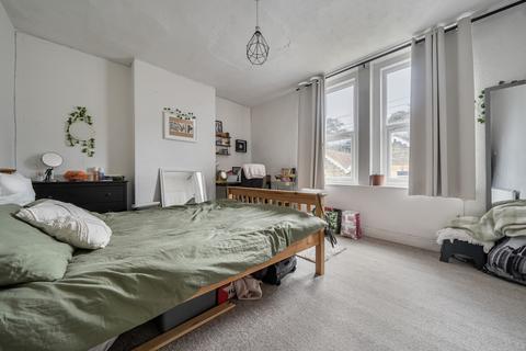 2 bedroom terraced house for sale, Hungerford Road, Somerset BA1