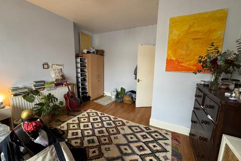 undefined, Amhurst Road, London E8