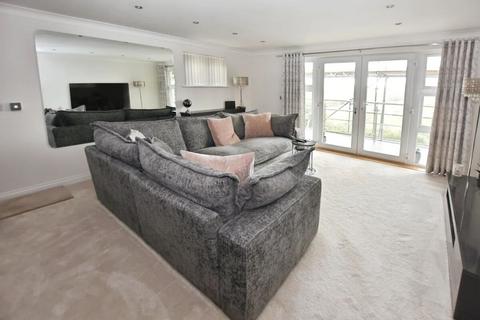2 bedroom flat for sale, College Road, Wolborough Hill, Newton Abbot, Devon.