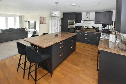 2 bedroom flat for sale, College Road, Wolborough Hill, Newton Abbot, Devon.