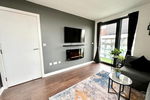 2 bedroom flat to rent, Castlebank Place, Glasgow Harbour, Glasgow, G11