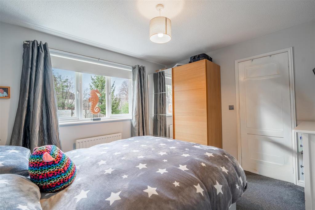 Bedroom.one-3.jpg