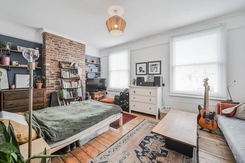 2 bedroom flat for sale, Vicarage Road, Leyton, London, E10