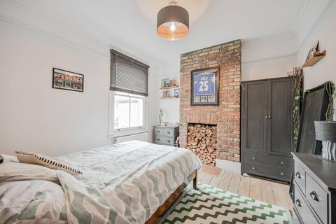 2 bedroom flat for sale, Vicarage Road, Leyton, London, E10