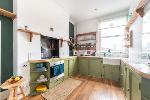 1 bedroom flat for sale, Harrow Road, Kensal Green, London, NW10