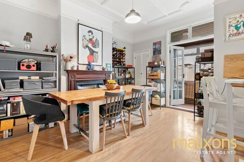 3 bedroom terraced house for sale, Park Avenue, Mitcham CR4
