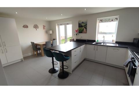 4 bedroom detached house for sale, Pembroke Avenue, Grantham, NG31
