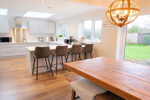 4 bedroom detached house for sale, Robinson Close, Backwell BS48