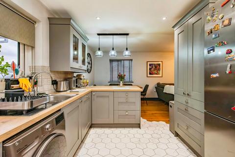 undefined, Bron Y Glyn Estate, Carmarthen SA33