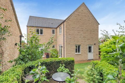 4 bedroom detached house for sale, Oak Lane, Kings Cliffe, Peterborough