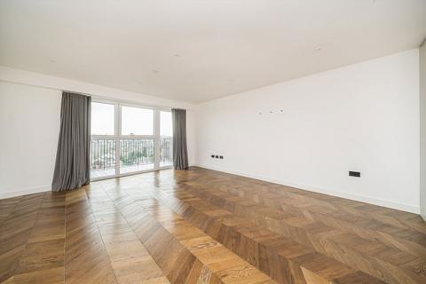 3 bedroom flat to rent, Wheatfield Way, Kingston Upon Thames KT1