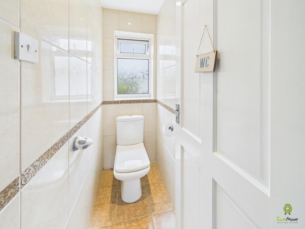WC - James Hillier - Ewemove in Bexley and Dartfor