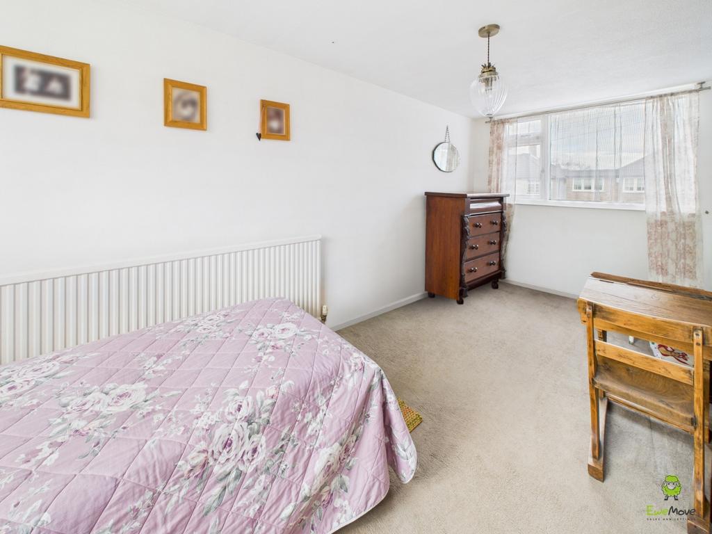 Bedroom Four - James Hillier Ewemove in Bexley and