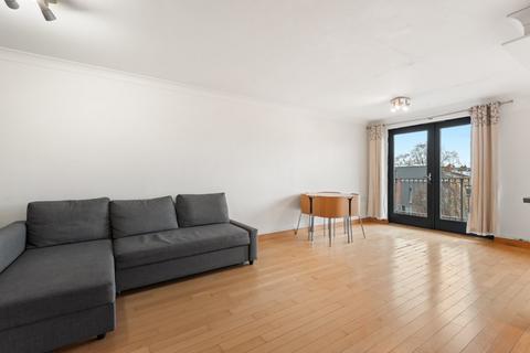 1 bedroom flat to rent, Altair Court, 204 Southgate Road, London