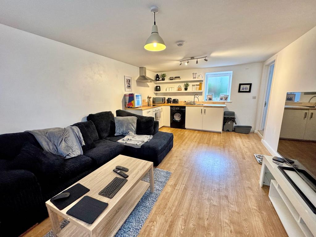 Annexe Kitchen / Sitting Room