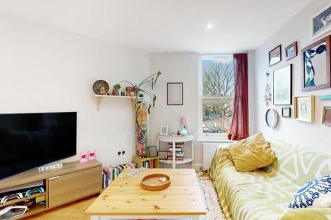 1 bedroom flat to rent, Berrymead Gardens, London