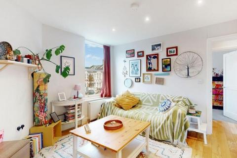 1 bedroom flat to rent, Berrymead Gardens, London