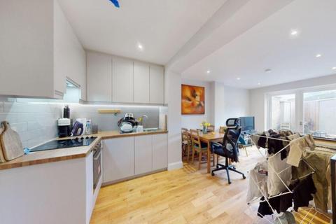 1 bedroom flat to rent, Berrymead Gardens, London