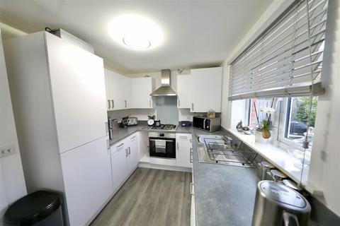 undefined, Lumley Avenue, Kingswood, Hull