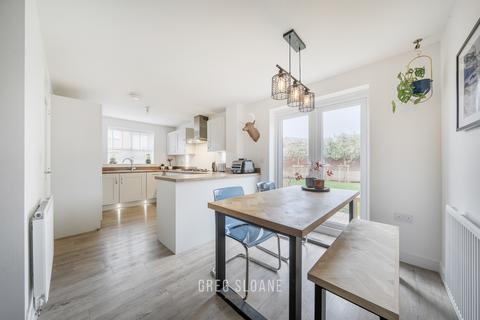 4 bedroom detached house for sale, Weir Hill, Shrewsbury SY2