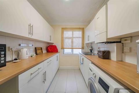 2 bedroom apartment for sale, Woodside Lane, Bexley