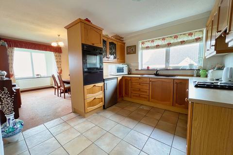 3 bedroom bungalow for sale, 38 Seaview Drive, Ogmore-By-Sea, The Vale of Glamorgan, CF32 0PB