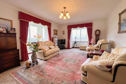 3 bedroom bungalow for sale, 38 Seaview Drive, Ogmore-By-Sea, The Vale of Glamorgan, CF32 0PB
