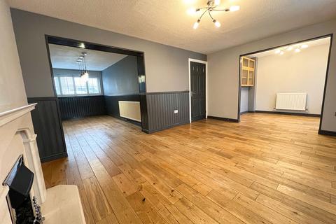 4 bedroom detached house for sale, 6 Blackthorn Court, Llanharry, Pontyclun, CF72 9WU