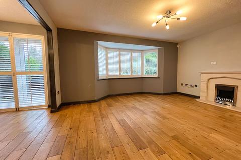 4 bedroom detached house for sale, 6 Blackthorn Court, Llanharry, Pontyclun, CF72 9WU