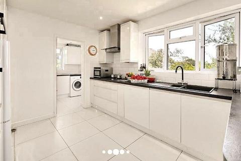 4 bedroom property for sale, Beechwood Close, Brighton
