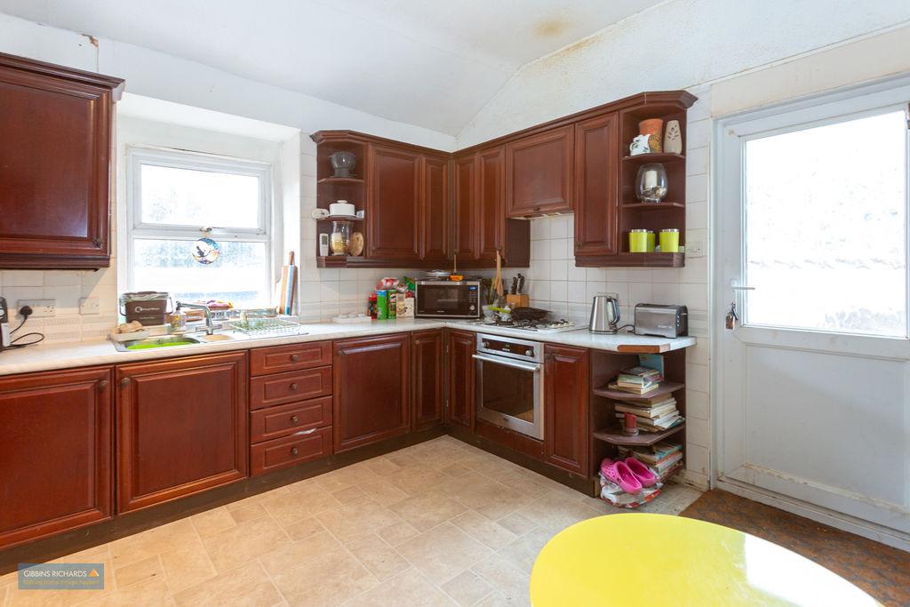 Flat Kitchen