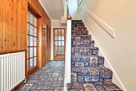 3 bedroom semi-detached house for sale, Hillbank, TIVIDALE, OLDBURY, B69 2HJ