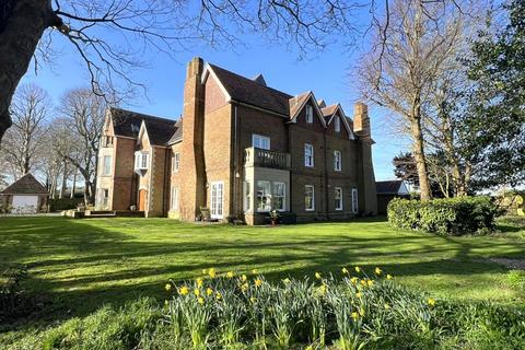 2 bedroom apartment for sale, St. Margaret's At Cliffe
