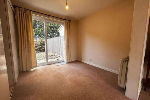 undefined, Deane Drive, TAUNTON