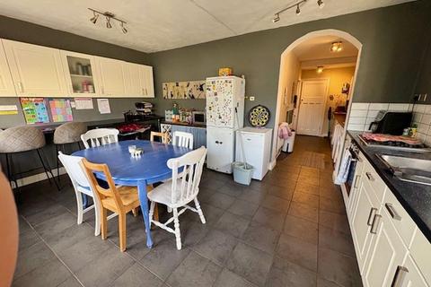 3 bedroom semi-detached house for sale, Marsh Lane, Wolverhampton