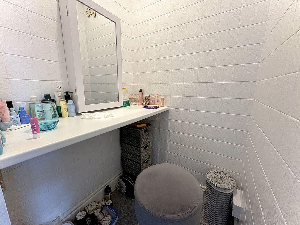Dressing area
