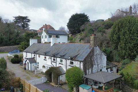 7 bedroom house for sale, Tan Y Bryn Road, Rhos on Sea