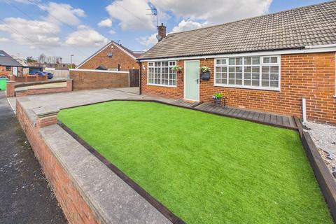 3 bedroom bungalow for sale, Bowland Grove, Milnrow, OL16