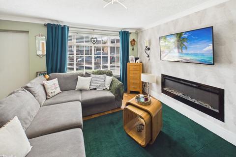 3 bedroom bungalow for sale, Bowland Grove, Milnrow, OL16