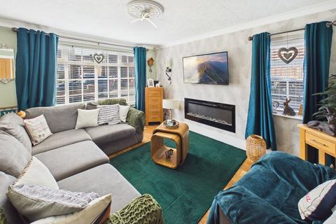 3 bedroom bungalow for sale, Bowland Grove, Milnrow, OL16