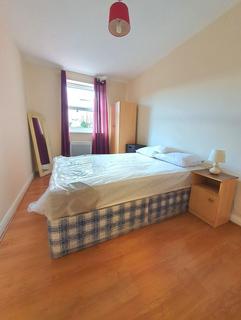 1 bedroom apartment to rent, Melrose Apartments, Hathersage Road, Manchester. M13 0HX