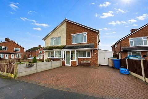 3 bedroom semi-detached house for sale, Rowan Grove, Burntwood, WS7 4RL