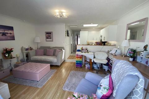 2 bedroom terraced bungalow for sale, Jurys Corner Close, Newton Abbot TQ12