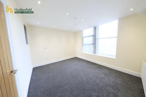2 bedroom apartment to rent, Trinity Street, Huddersfield