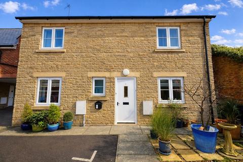 2 bedroom maisonette for sale, Ermin Mews, Swindon SN3