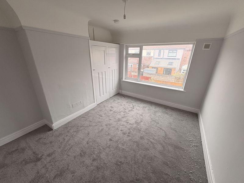 Rear double bed