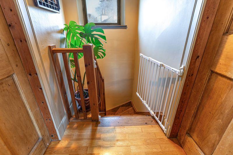 Landing & Staircase