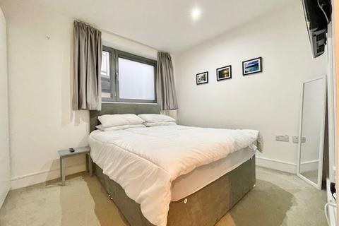 undefined, Bell Yard Mews, SE1