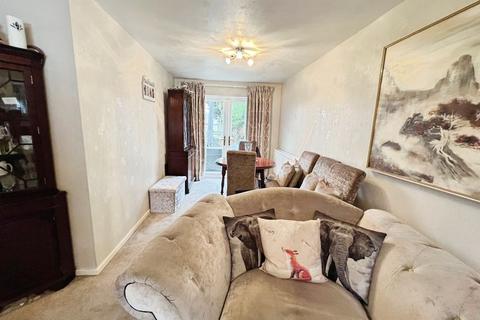 3 bedroom house for sale, Rectory Hill, Bury
